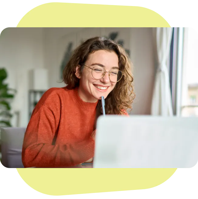 Cursuri de engleză online: libertate, economie, eficiență